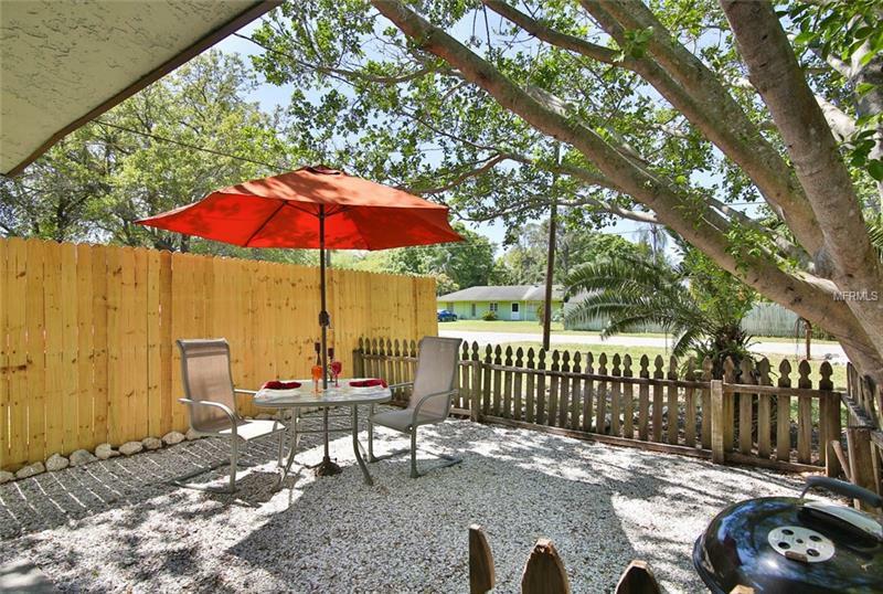 Property Photo:  4135 Bell Avenue  FL 34231 