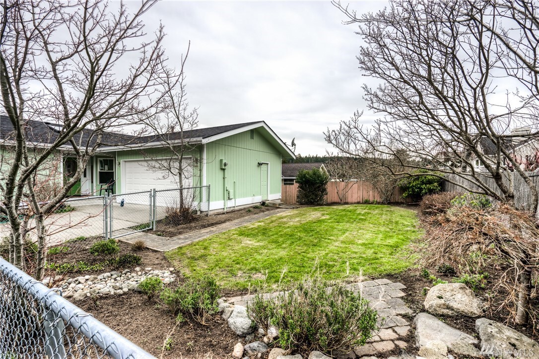 Property Photo: 5604 Rosario Wy WA 98221