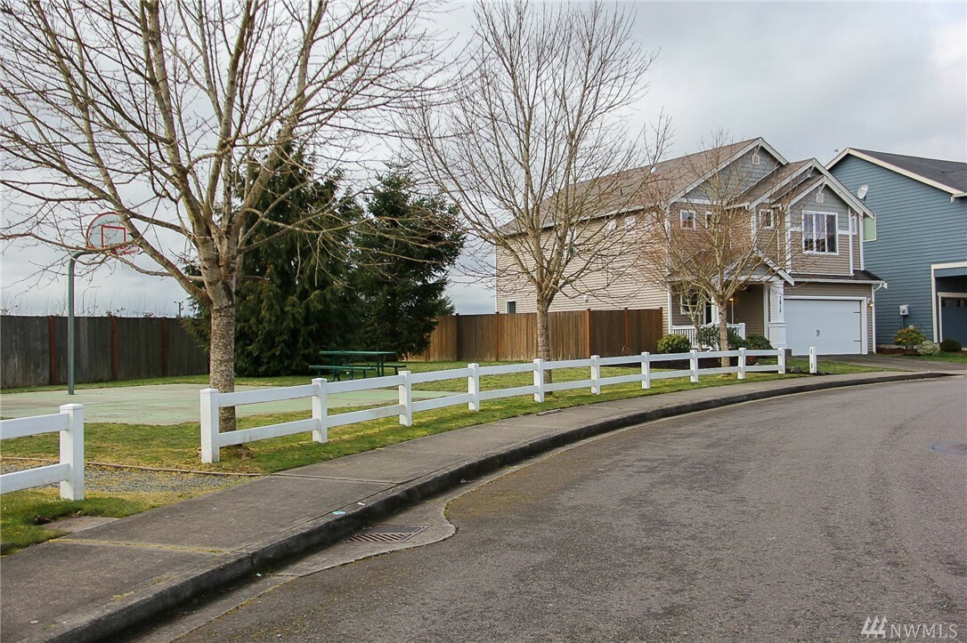 Property Photo:  7815 Karenna Lane SE  WA 98501 