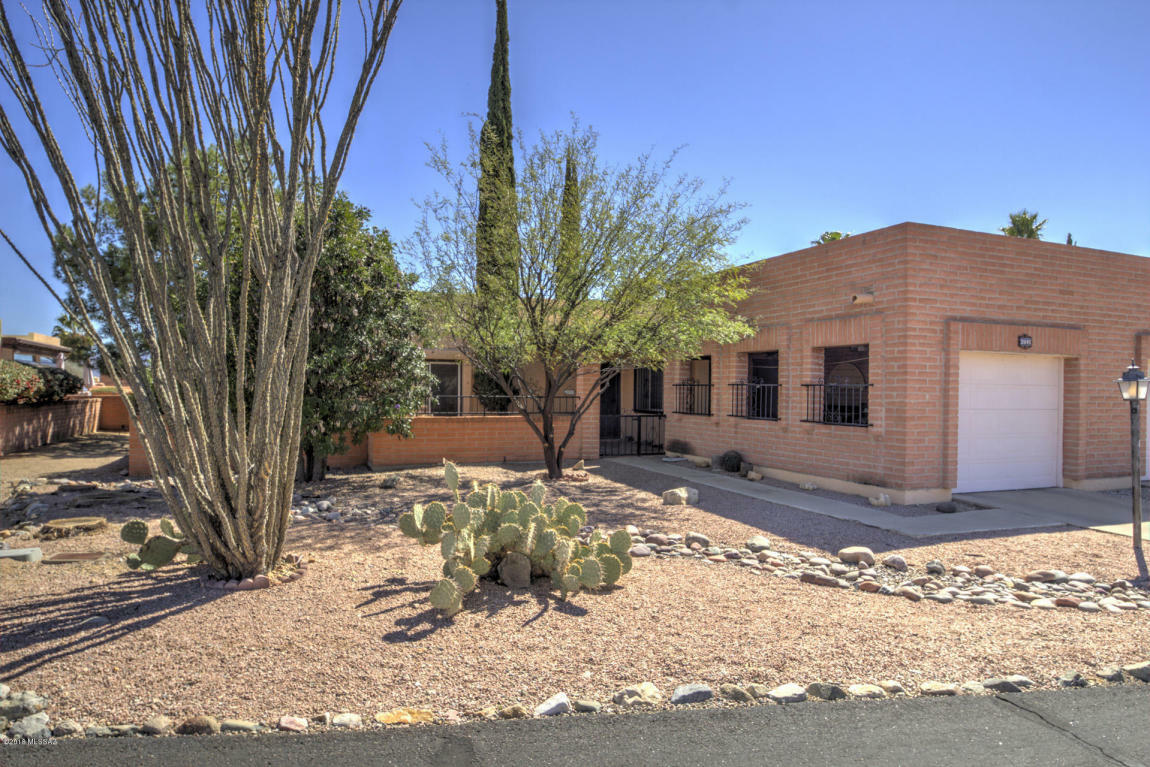 Property Photo:  2641 S Camino Vega  AZ 85622 