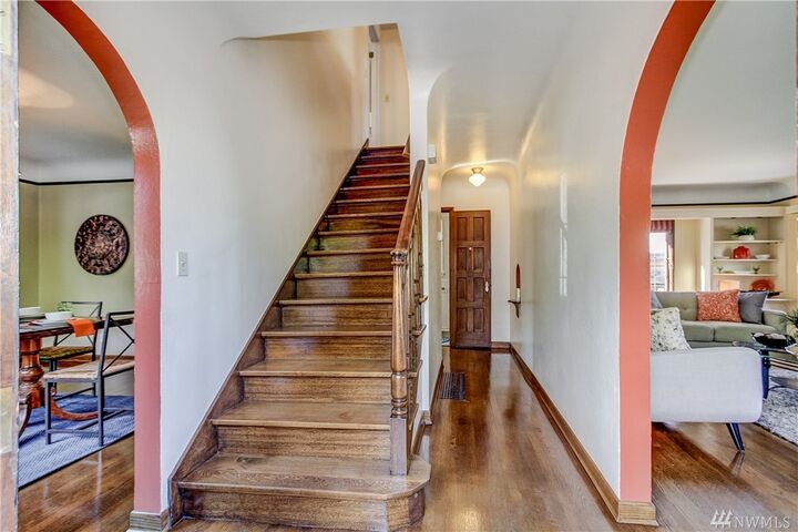 Property Photo:  1905 E Blaine Street  WA 98112 