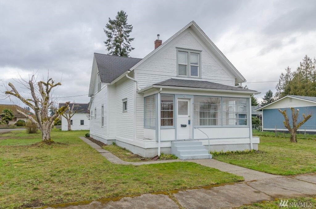 Property Photo: 421 Courtland St WA 98531