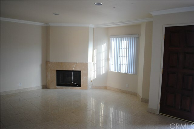 Property Photo:  429 W Duarte Road B  CA 91016 