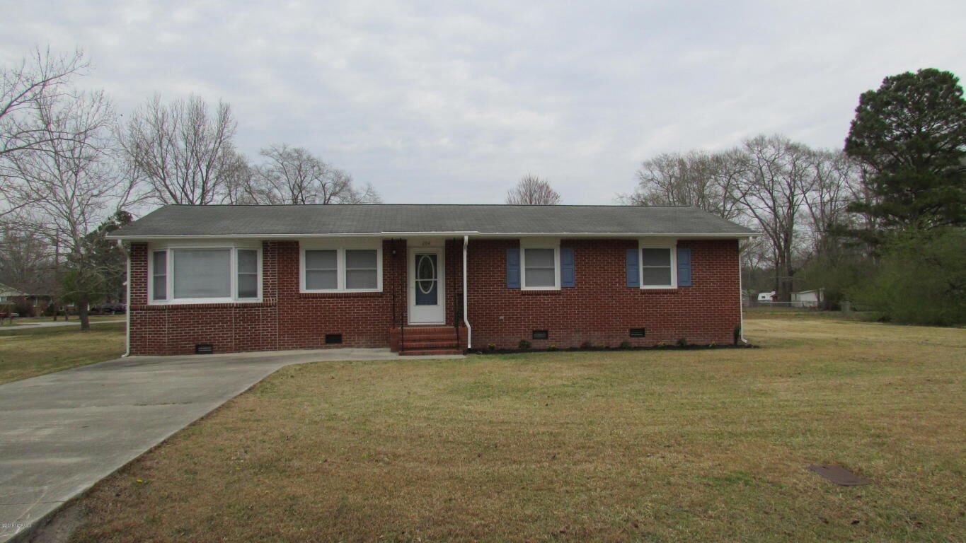 Property Photo:  204 Delight Drive  NC 28546 