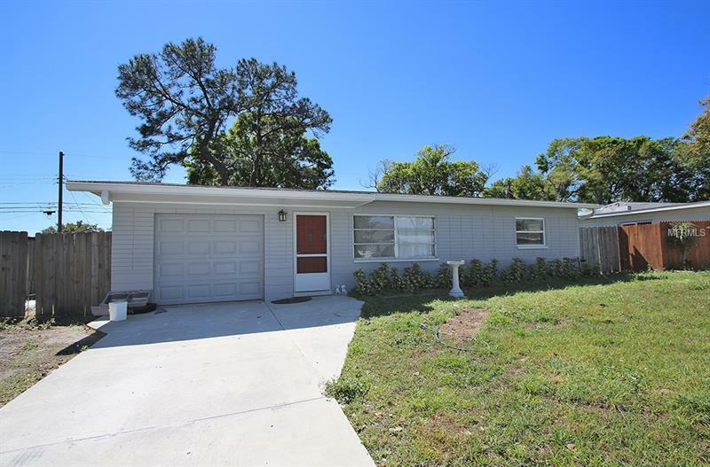 Property Photo: 10472 127th Place FL 33773