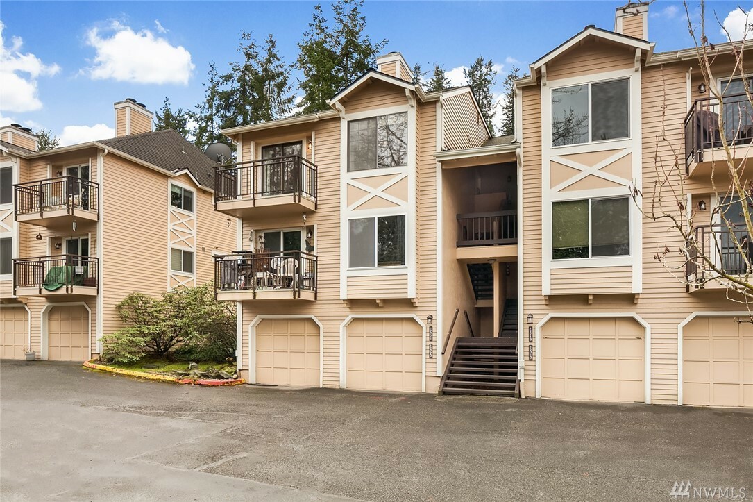 Property Photo:  12721 NE 172nd Lane 2721  WA 98072 