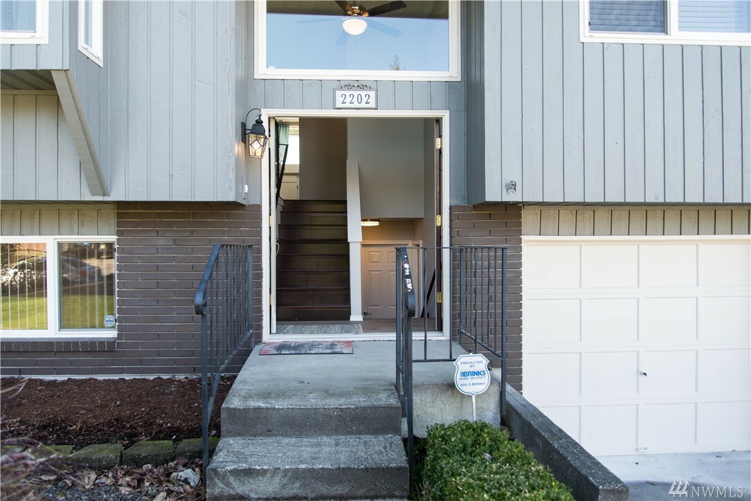 Property Photo:  2202 104th St SE  WA 98208 