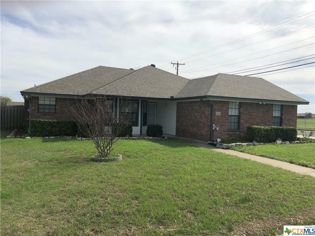 Property Photo:  4702 Glenoak Drive  TX 76542 