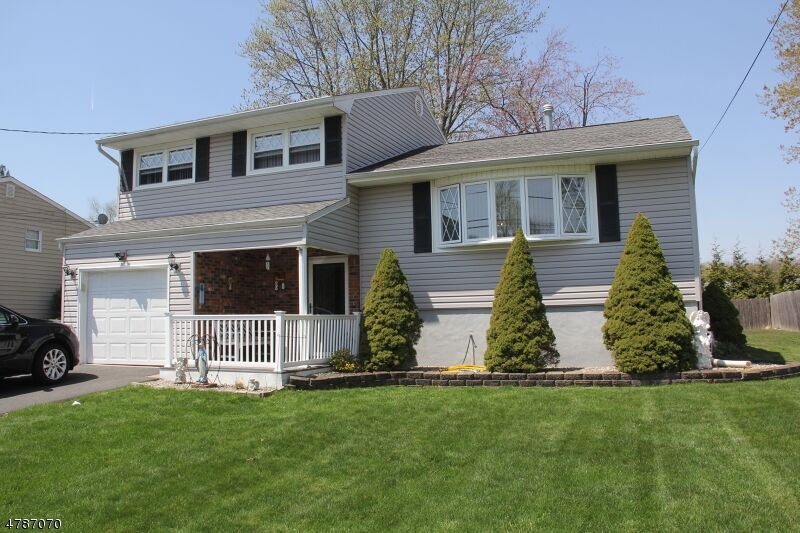 Property Photo: 7 Devonshire Ter NJ 07836