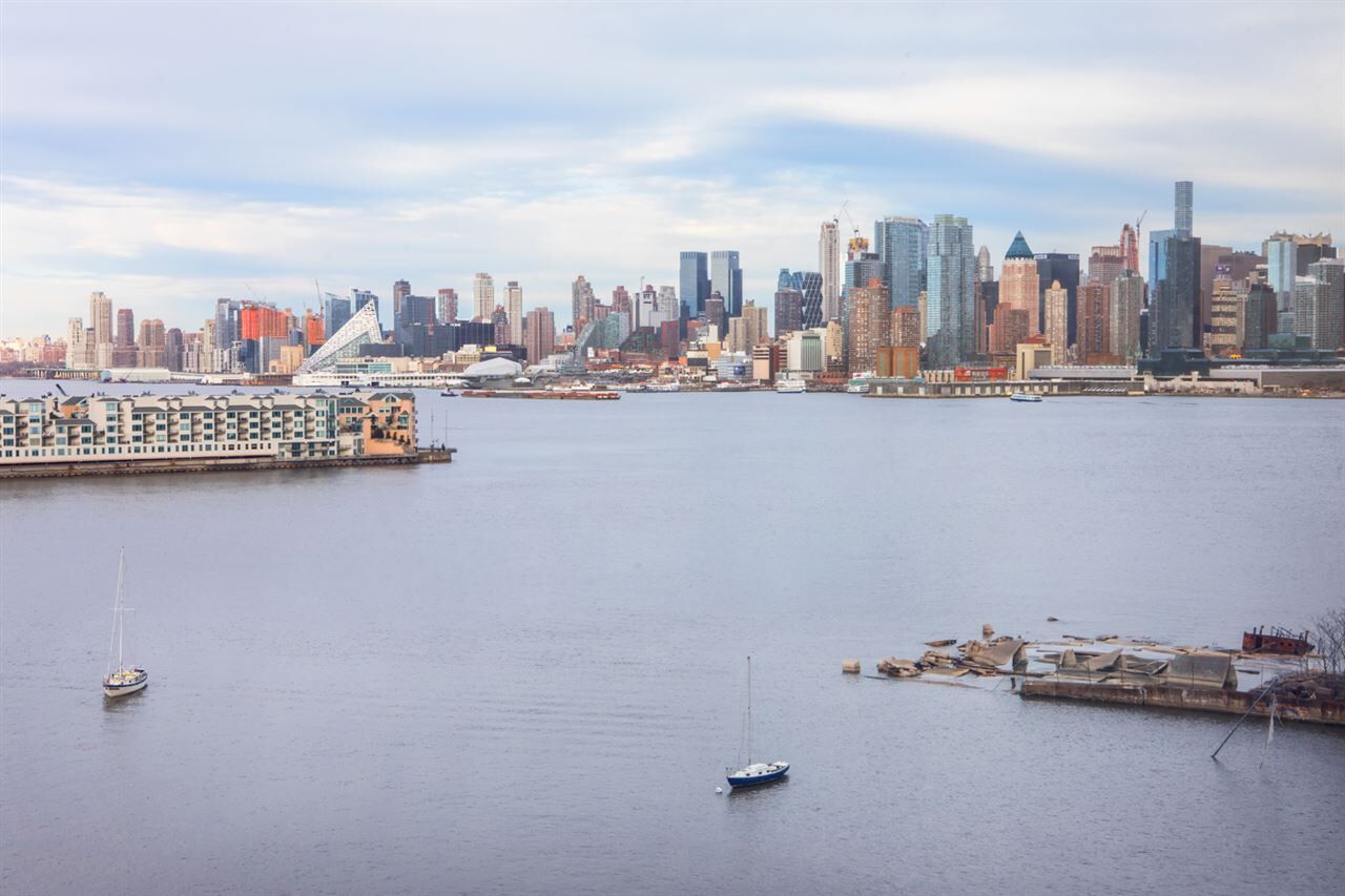 Property Photo: 1500 Washington St 7H NJ 07030