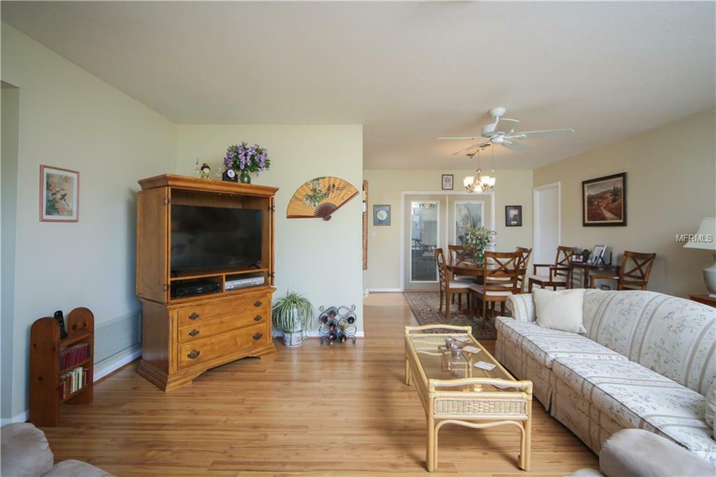 Property Photo:  292 Willowick Way  FL 34293 