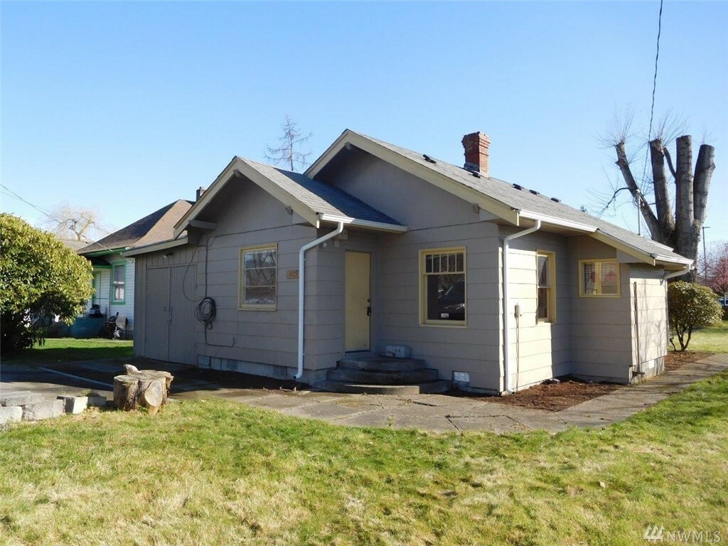 Property Photo: 329 Cook Rd WA 98284