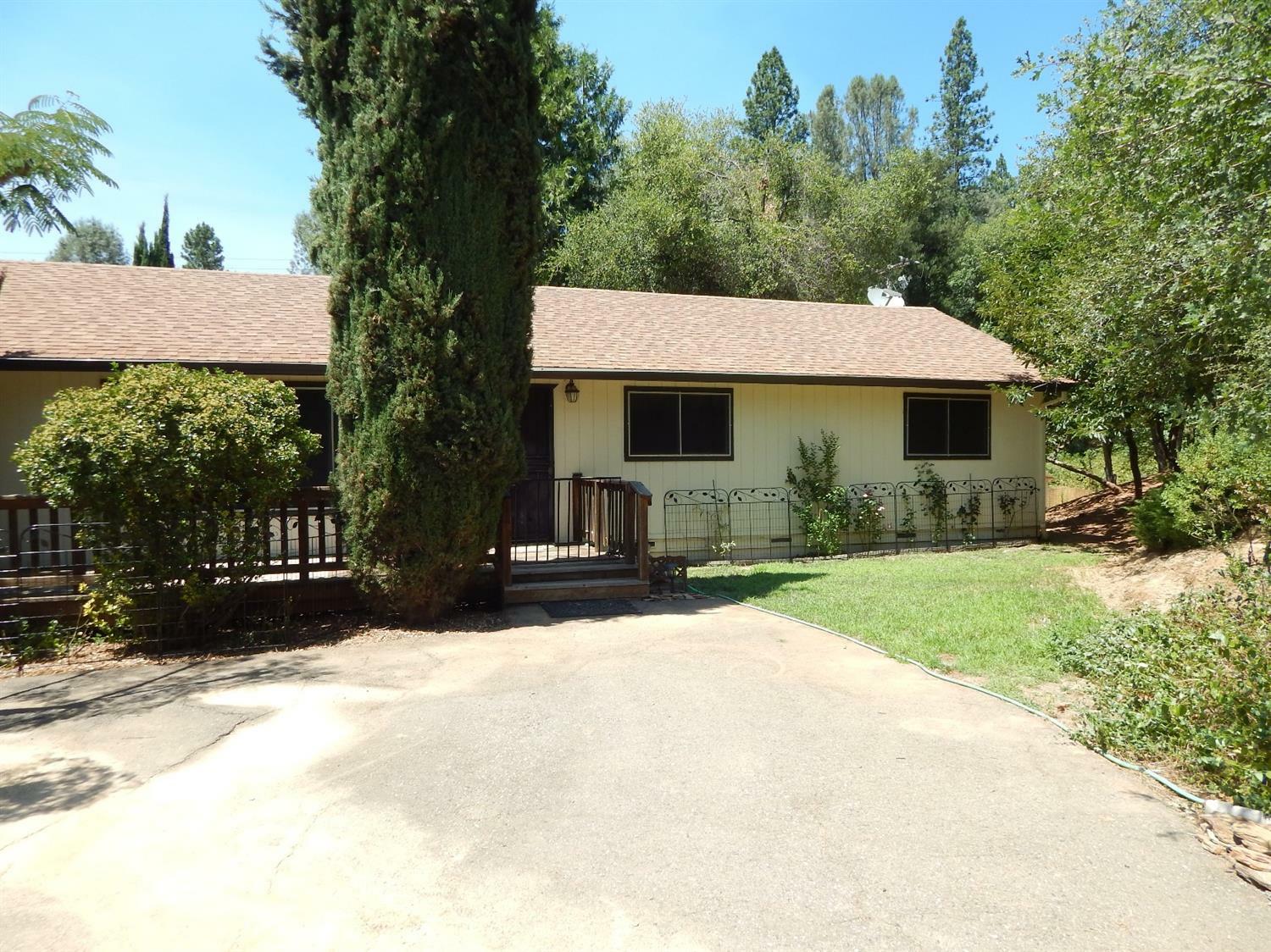 Property Photo:  2801 Pleasant Street  CA 95667 