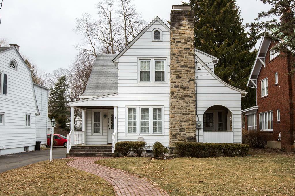 Property Photo:  863 Euclid Avenue  NY 14901 