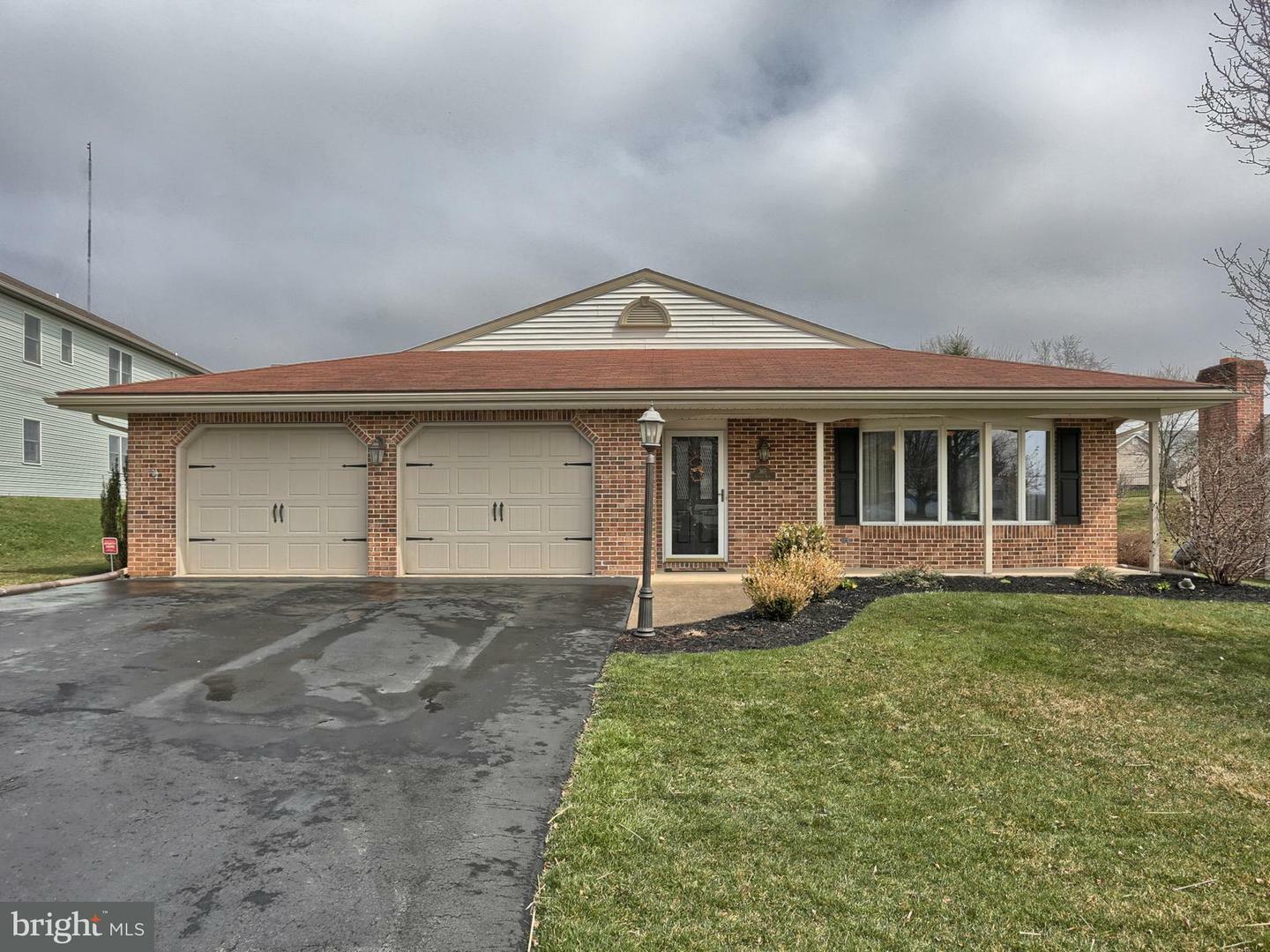 Property Photo:  365 Sunrise Boulevard  PA 17022 