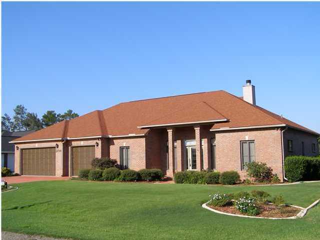 Property Photo: 2774 Muirfield Drive FL 32566