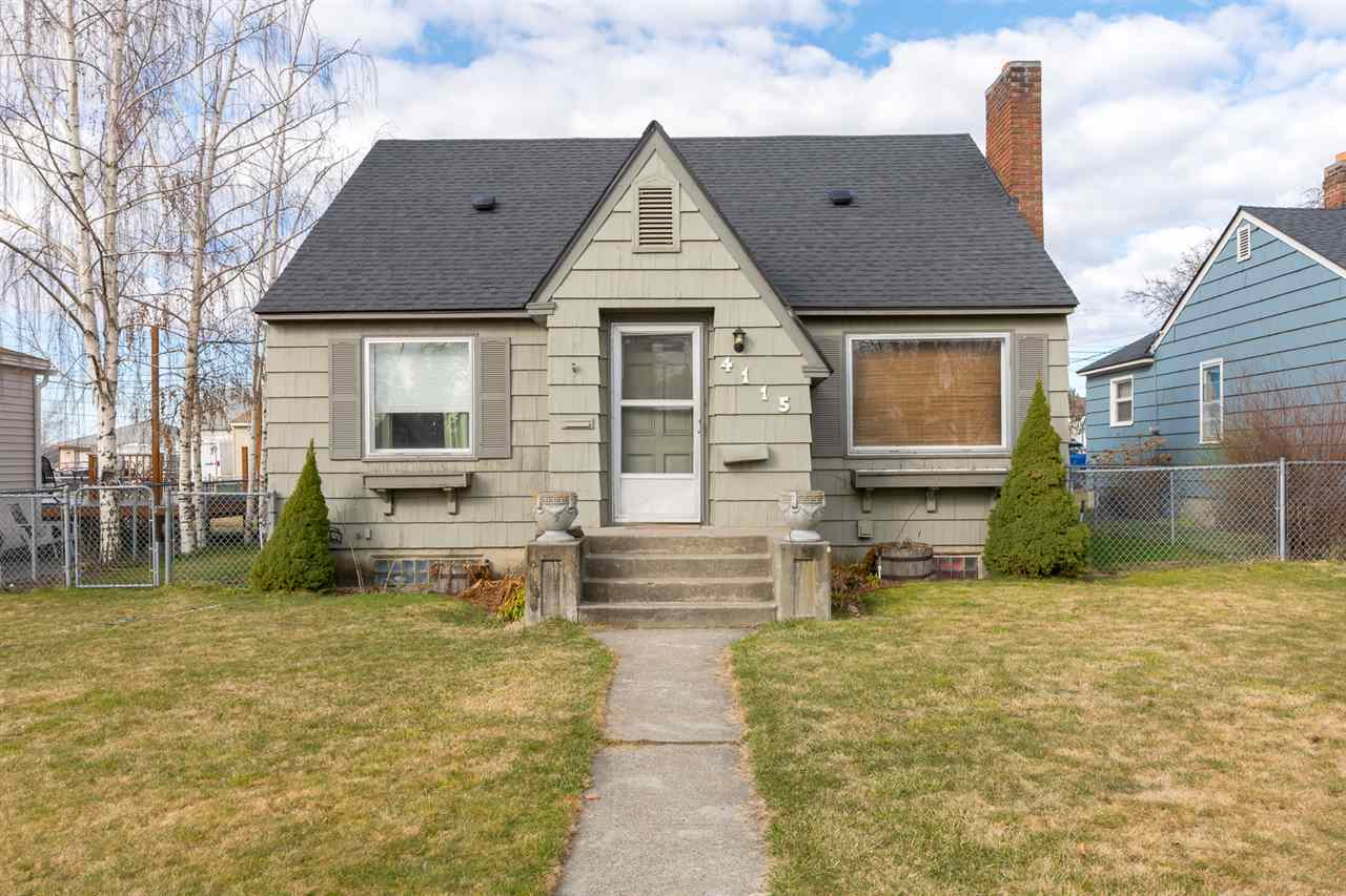 Property Photo: 4115 N Walnut Ave WA 99205-1372