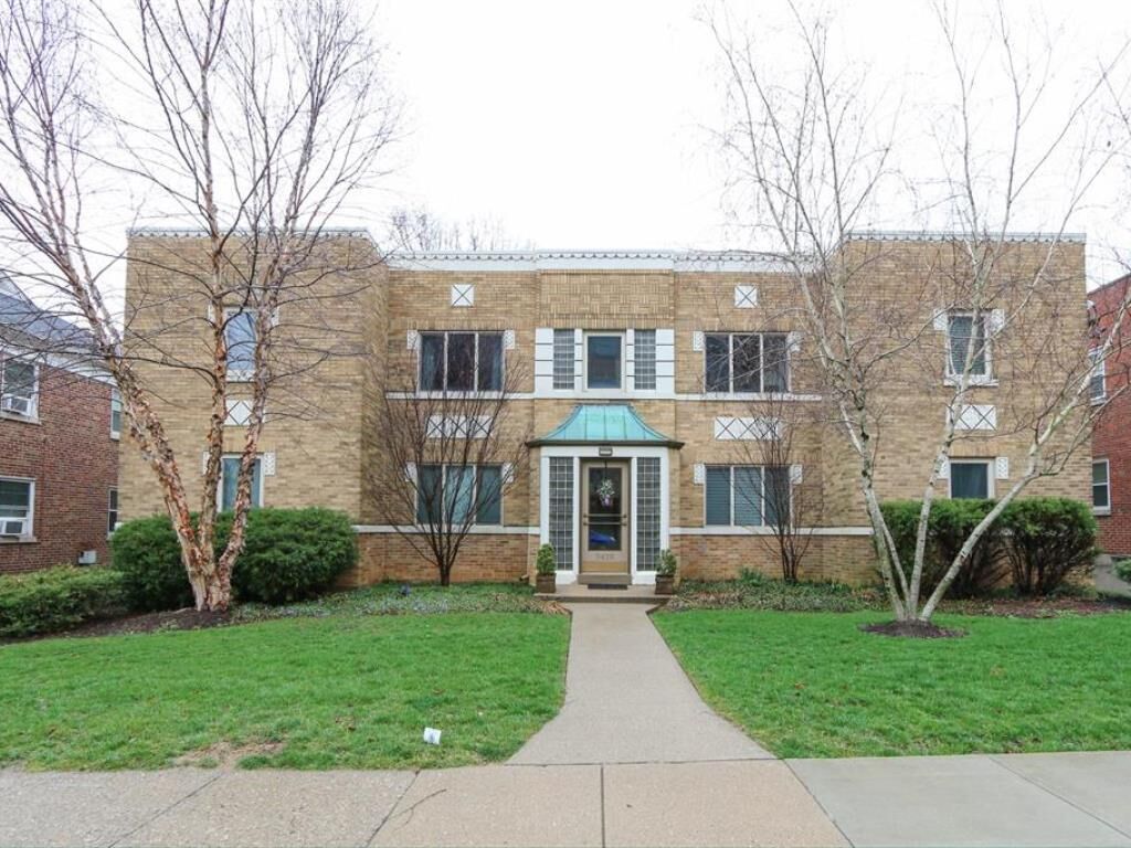 Property Photo: 3420 Shaw Avenue 2 OH 45208