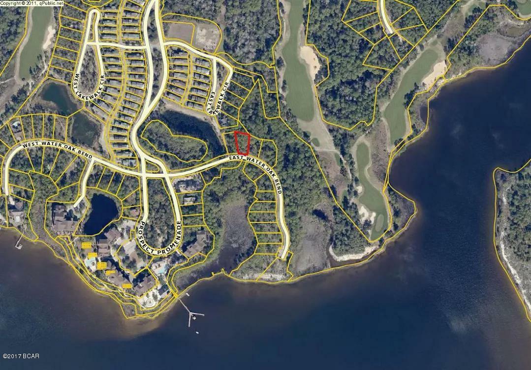 Property Photo: 1122 E Water Oak Bend FL 32413