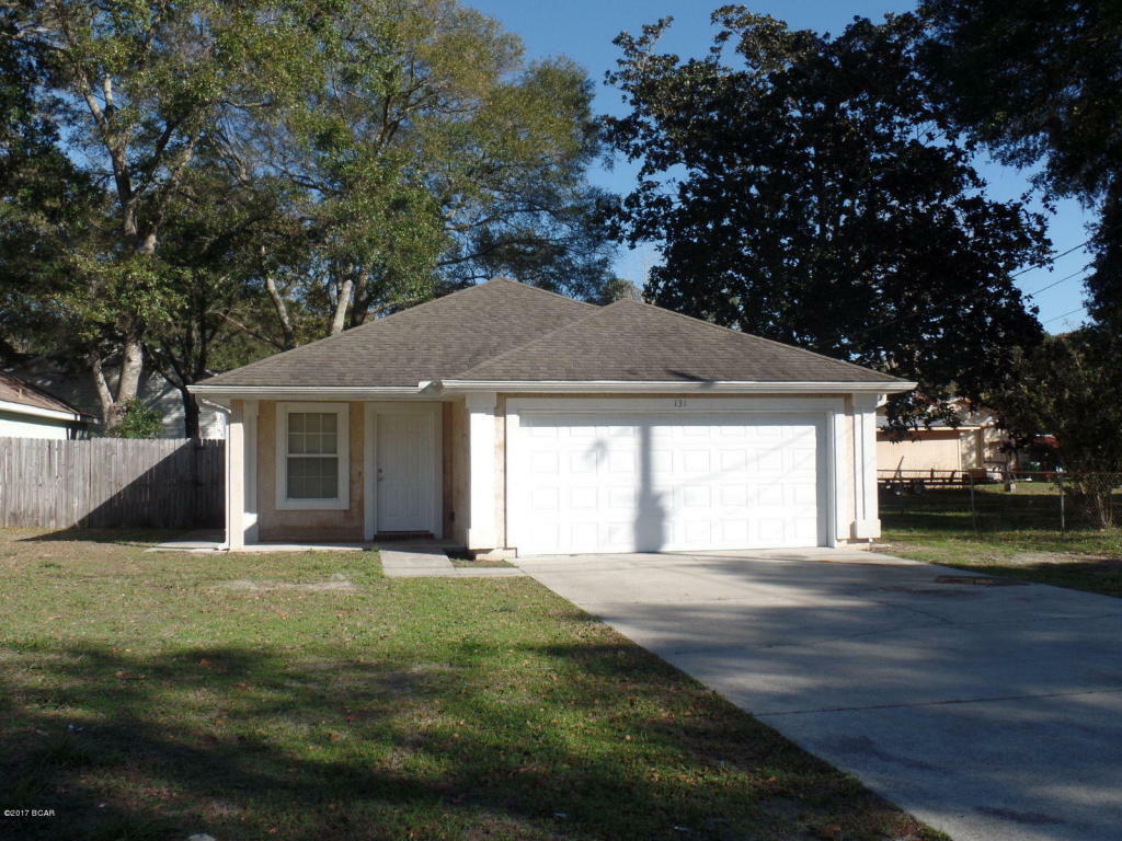 Property Photo: 131 Eleanor Avenue FL 32404