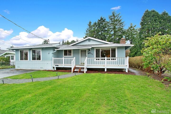 13923 20th Place W  Lynnwood WA 98037 photo