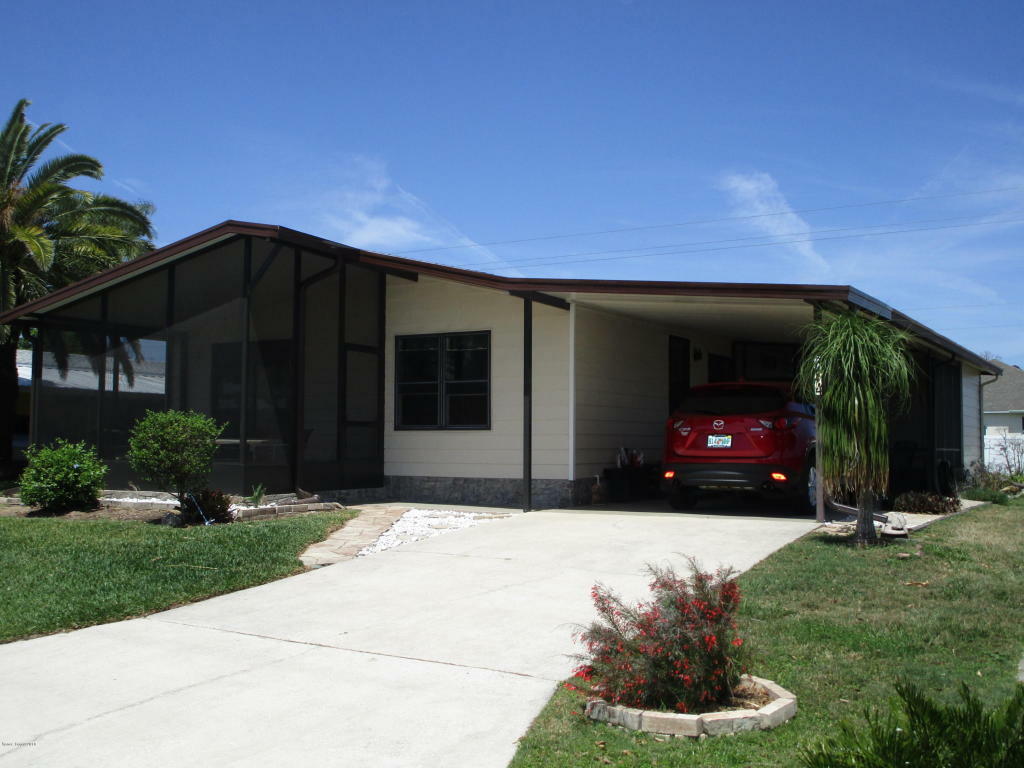 Property Photo:  354 San Roberto Drive  FL 32780 