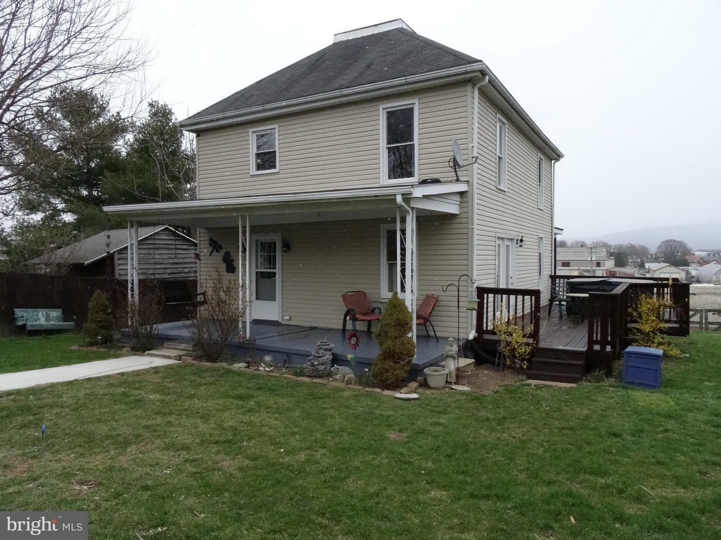 Property Photo: 610 Ringgold Street PA 17268