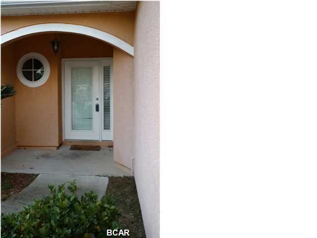 Property Photo: 2610 Ravenwood Court FL 32444