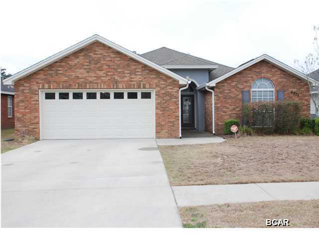 Property Photo: 2934 Patricia Ann Lane FL 32405