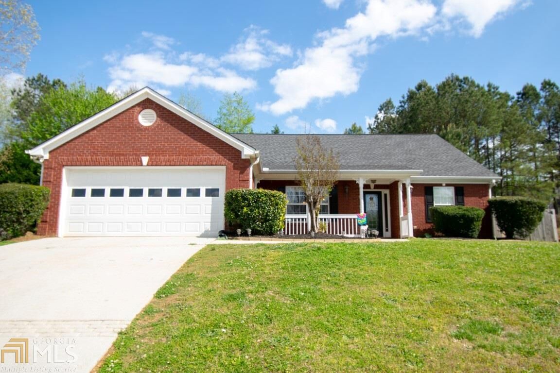 Property Photo: 228 Clearwater Dr GA 30655