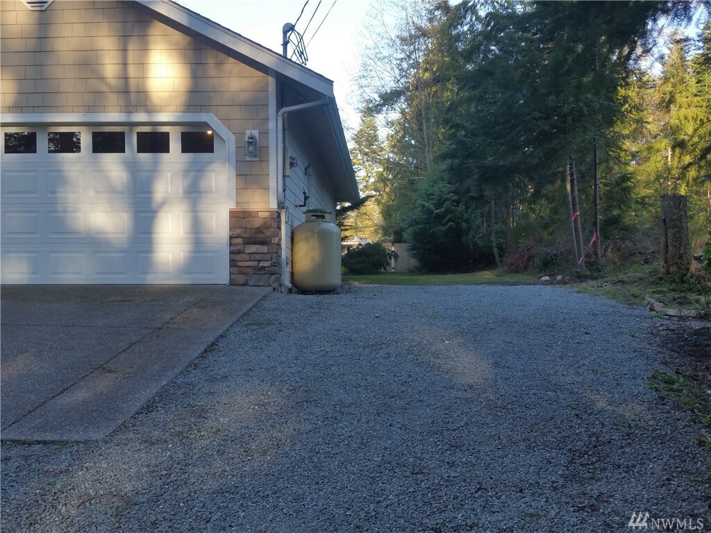 Property Photo:  1671 Oak Ridge Drive  WA 98282 