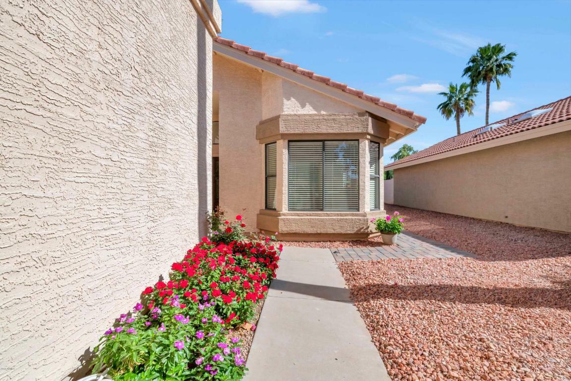 Property Photo:  936 W Barbados Drive  AZ 85233 