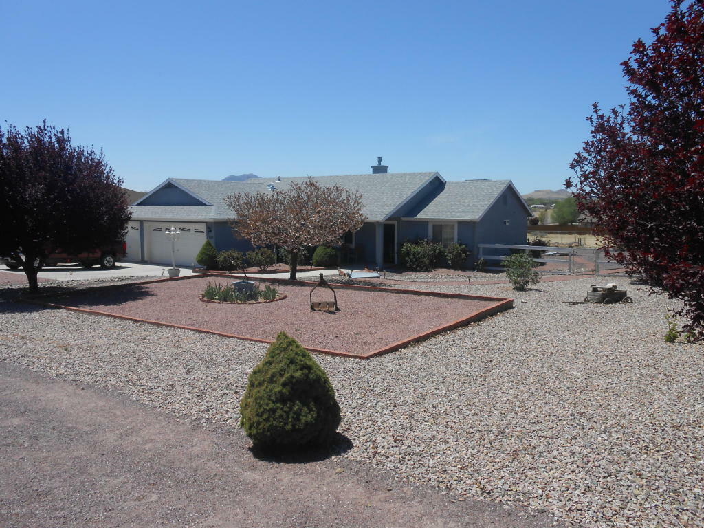 Property Photo:  728 Willow Lane  AZ 86323 