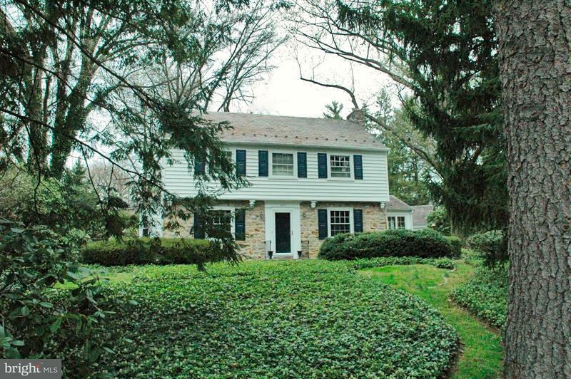 Property Photo:  1401 Hillcrest Road  PA 17603 