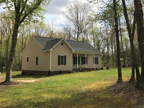 Property Photo:  112 Roane Oak Trail  VA 23086 