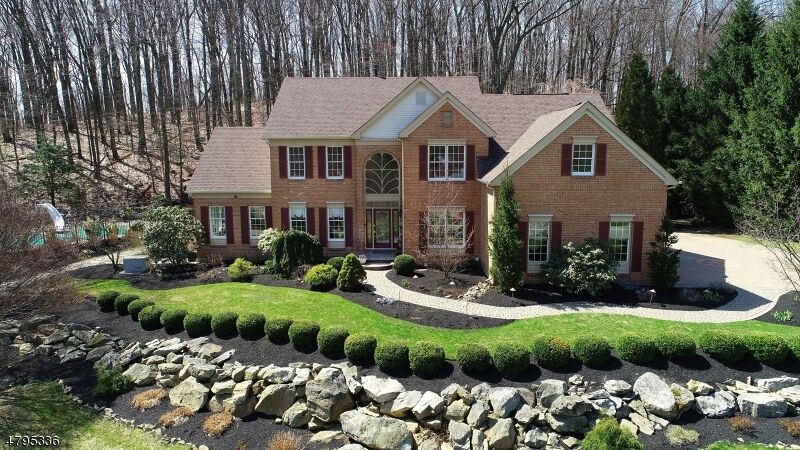 Property Photo: 2 Cornish Pl NJ 08802