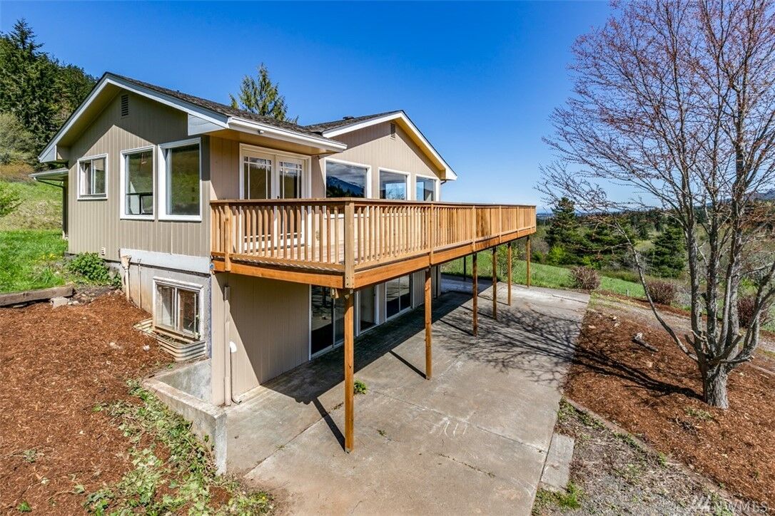 Property Photo:  1308 Eden Valley Rd  WA 98363 