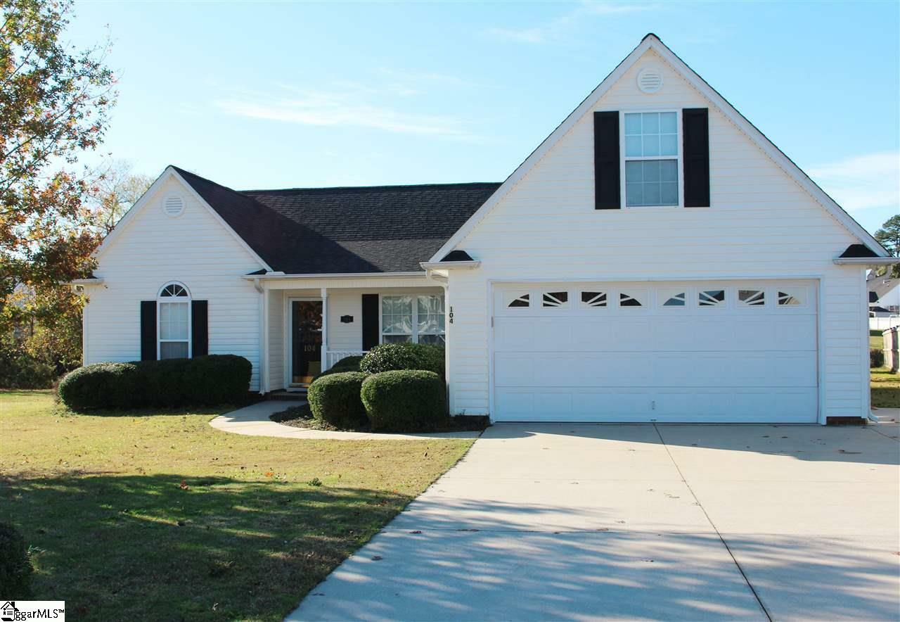 Property Photo:  104 Canvasback Court  SC 29642 