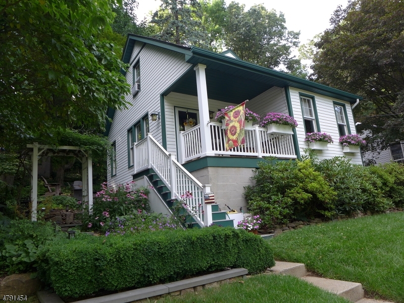 Property Photo: 19 Freeman Ave NJ 07834