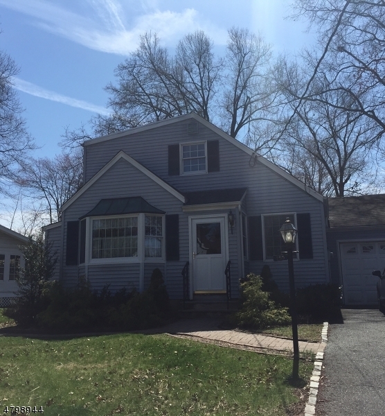 Property Photo: 255 Kings Rd NJ 07940