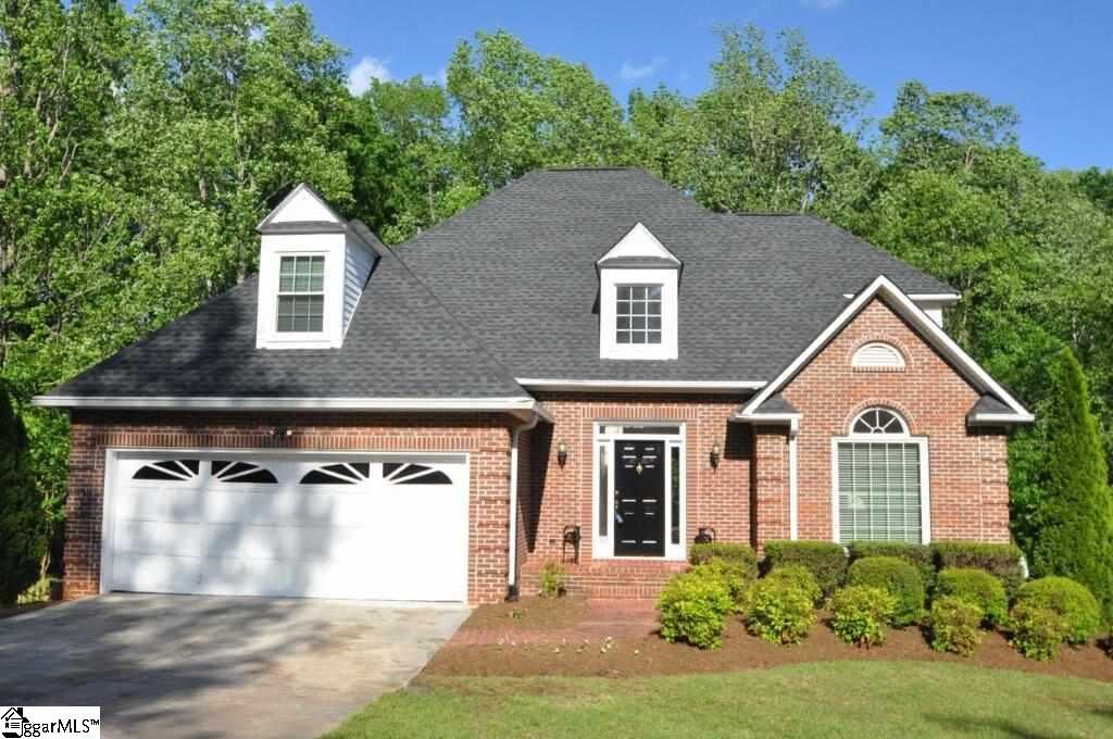 Property Photo:  532 Yorktown Place  SC 29369 