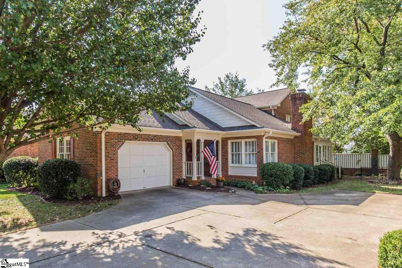 Property Photo:  11 Parkins Place  SC 29607