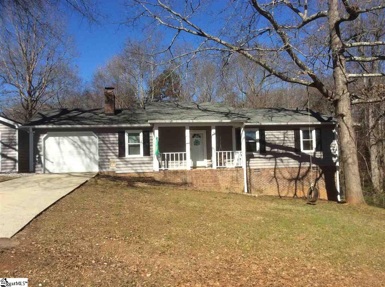 Property Photo: 21 Crestview Court SC 29673