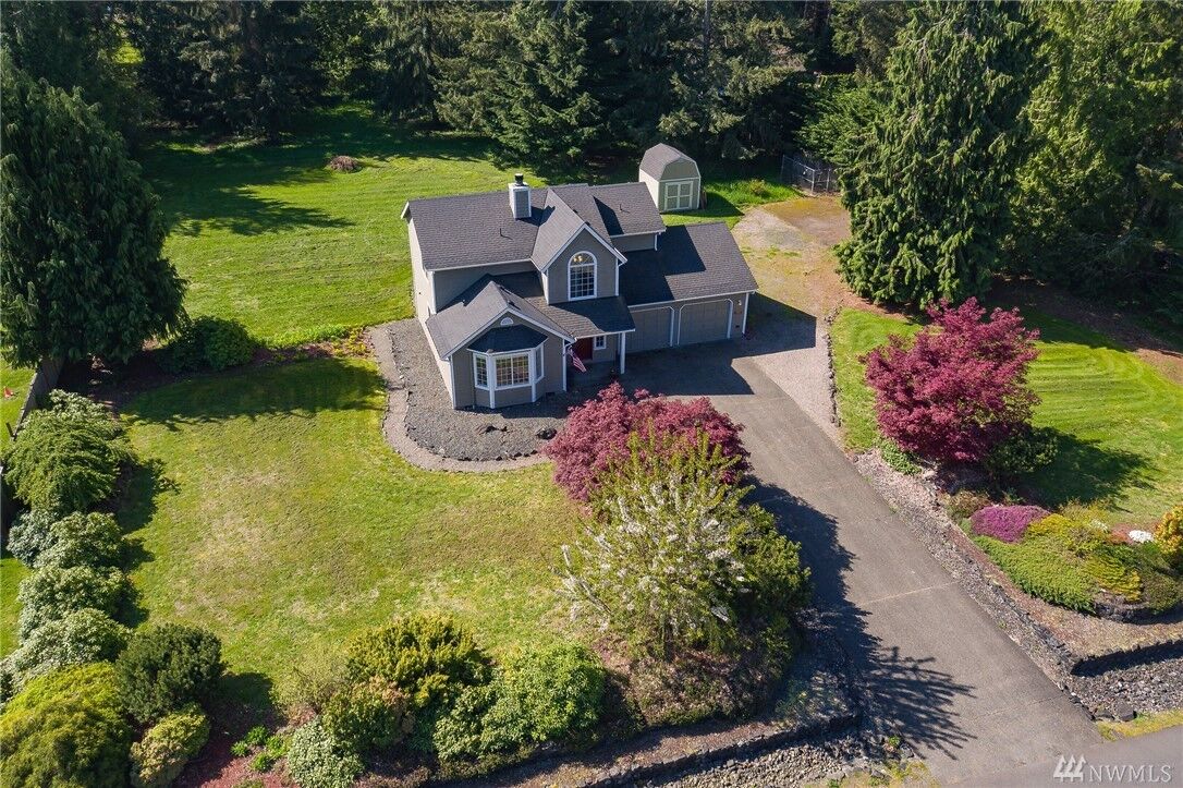 Property Photo:  7312 274th St E  WA 98338 