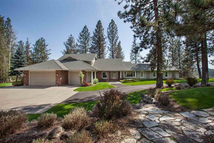 4207 W Center Ln  Spokane WA 99208 photo