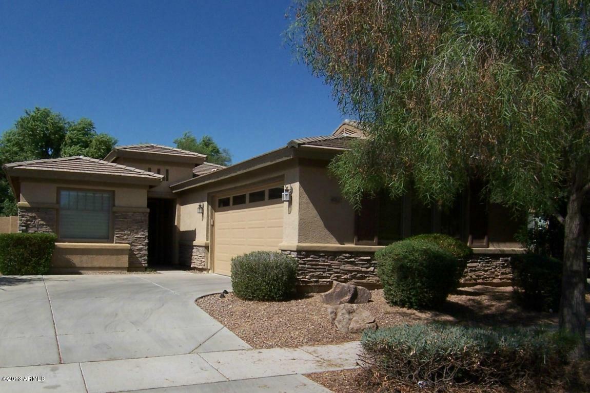 Property Photo:  4762 E Lark Street  AZ 85297 