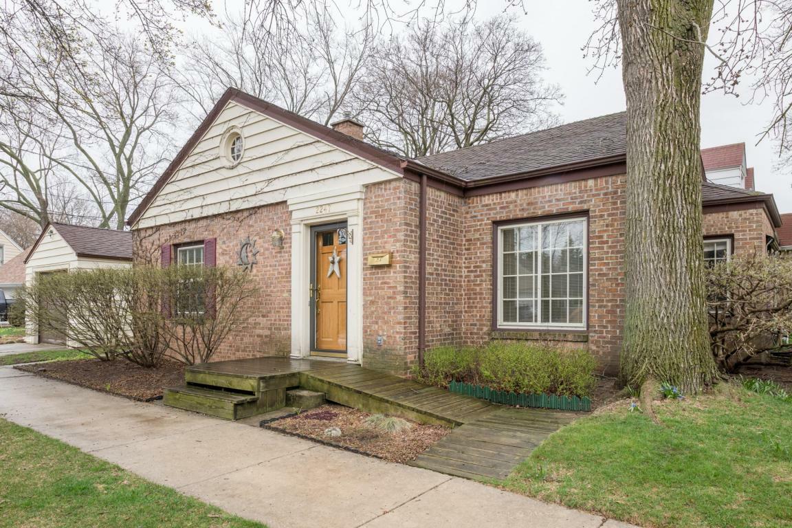 Property Photo:  2247 W Arbor Ave  WI 53209 