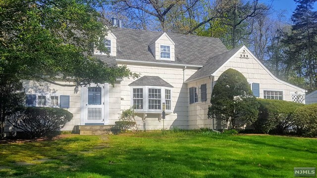 Property Photo:  560 Overlook Drive  NJ 07481 