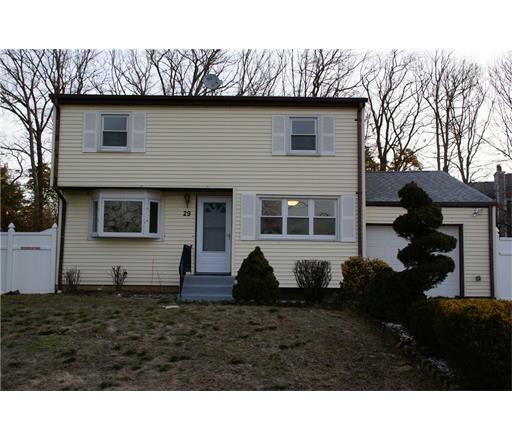 Property Photo:  29 Madeline Court  NJ 08828 