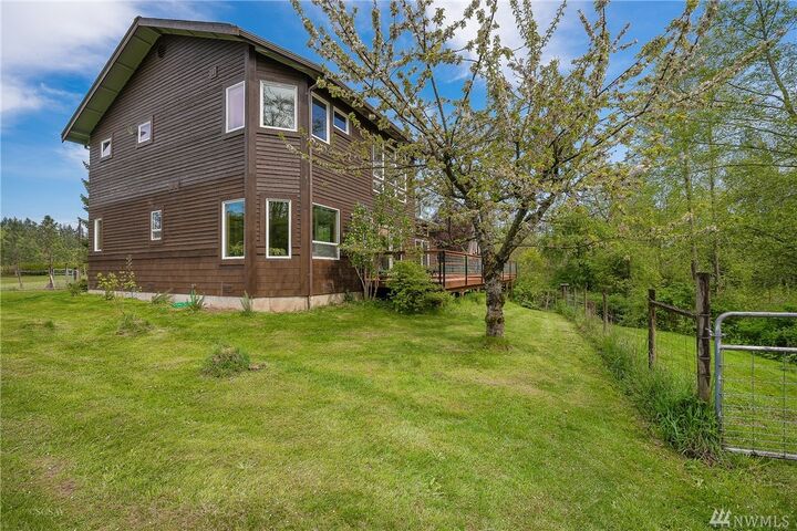 Property Photo: 3207 Behme Rd WA 98240